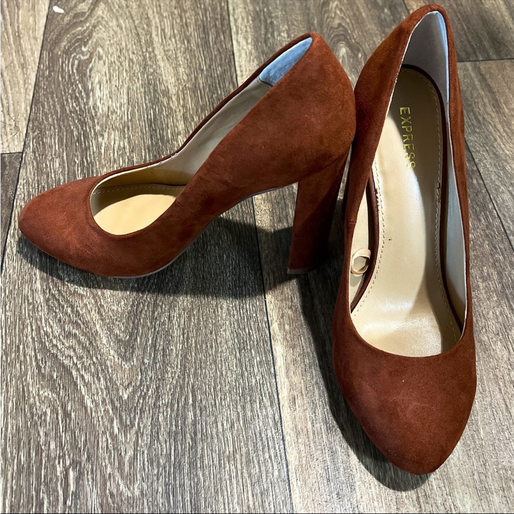 Express Size 6 Brown Suede Heels